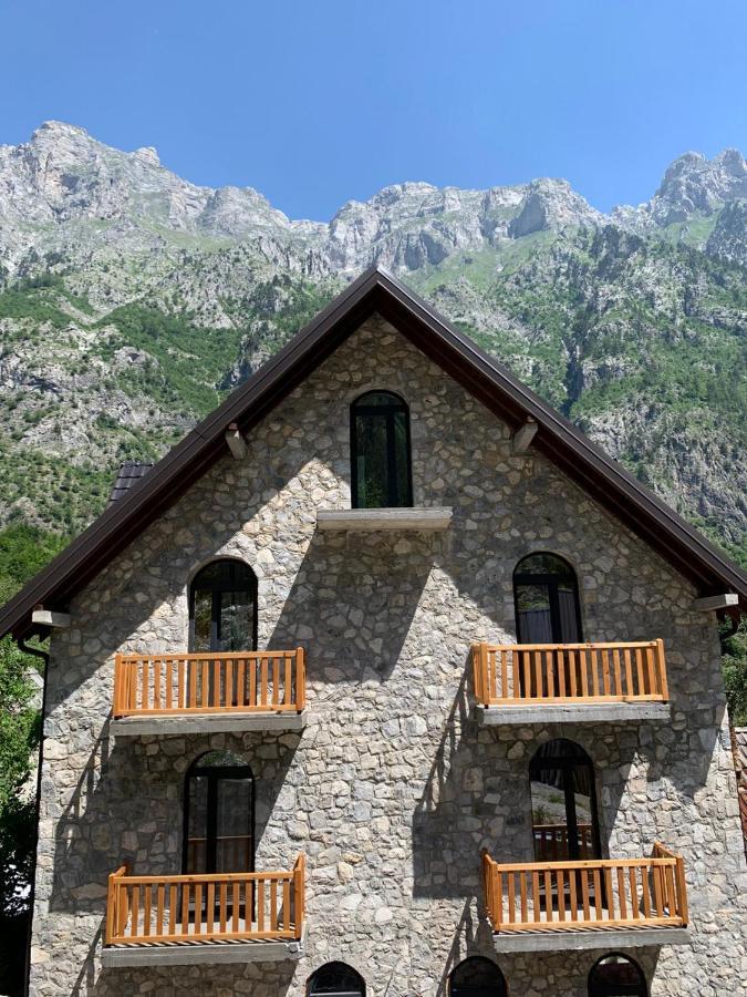 Stonehouse Villa Вальбоне Екстер'єр фото