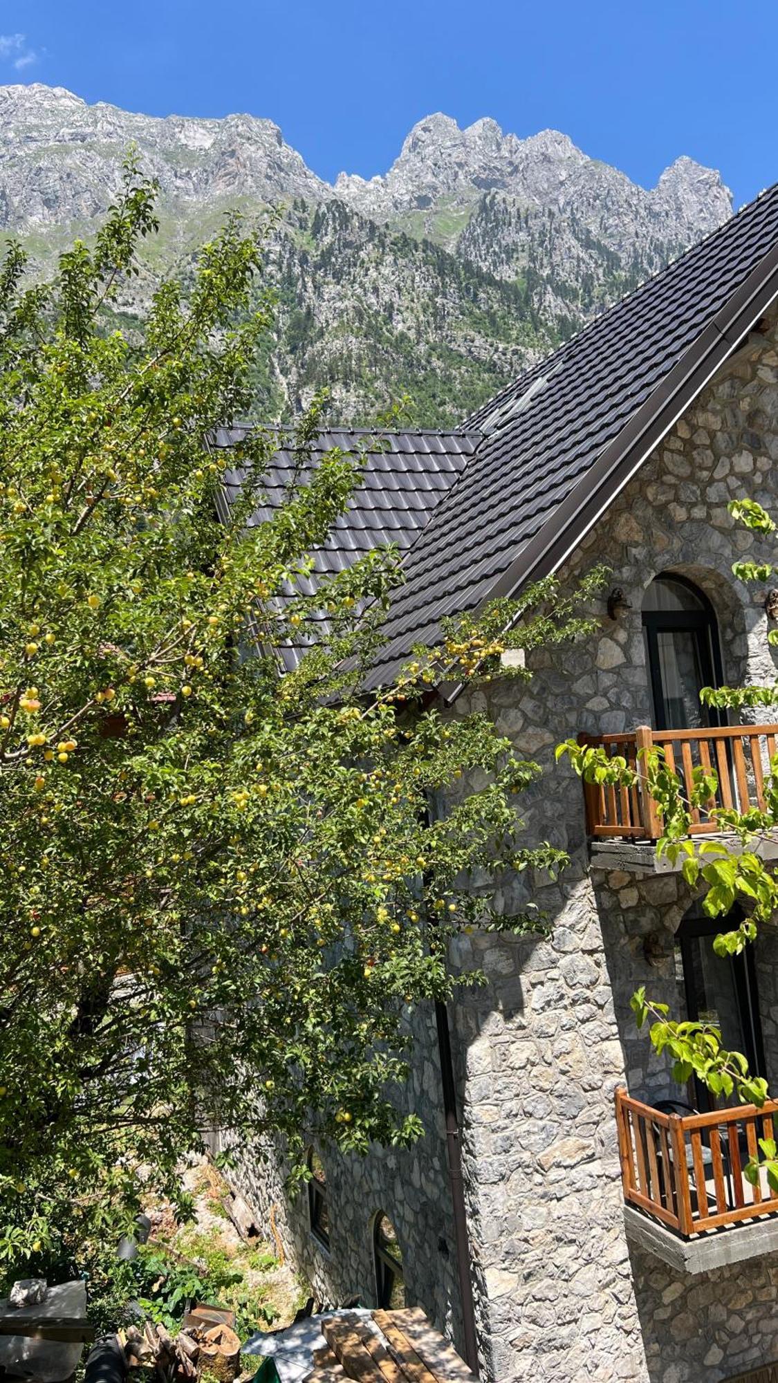 Stonehouse Villa Вальбоне Екстер'єр фото
